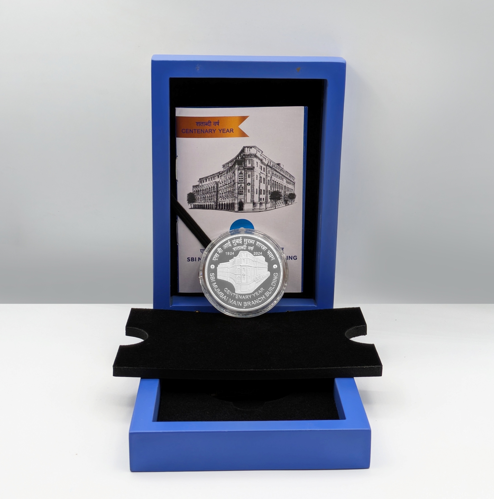 Centenary Year SBI Mumbai Main Branch Building (Denomination of `100) Proof - Wooden Packing - FGCO001704 - Image 5